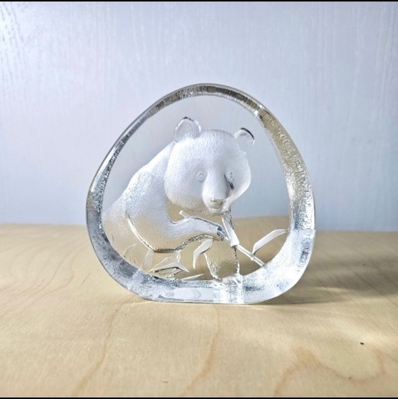 Other - Mats Jonasson Lead Crystal  signed Paperweight Sweden Panda art glass Signed